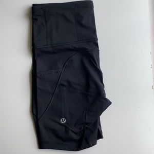 Lululemon Wunder Train 6” Biker Shorts - like new